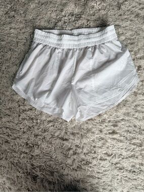 All in Motion White Running Shorts Sz M Built-In Liner Athletic NWOT